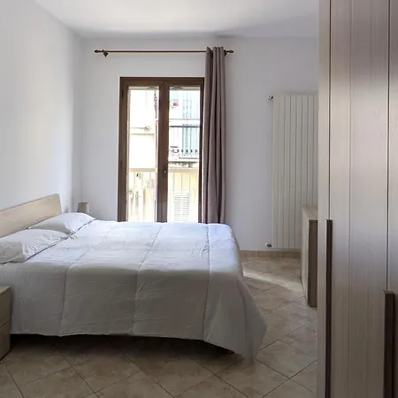 Casa - Con Garage Privato Feriehus *