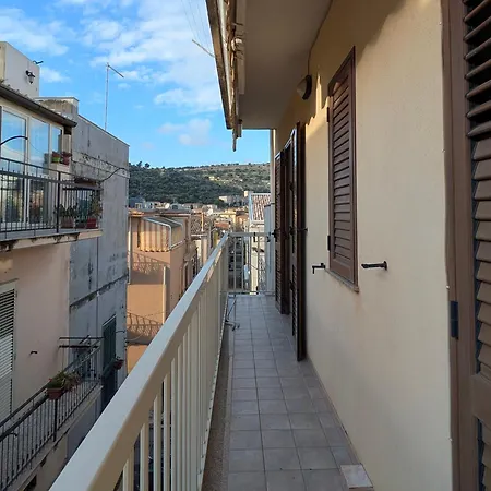 Casa - Con Garage Privato Ferienhaus