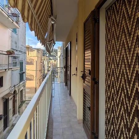 Casa - Con Garage Privato *